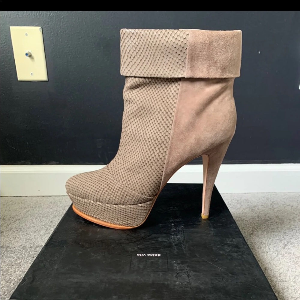Dolce Vita Booties